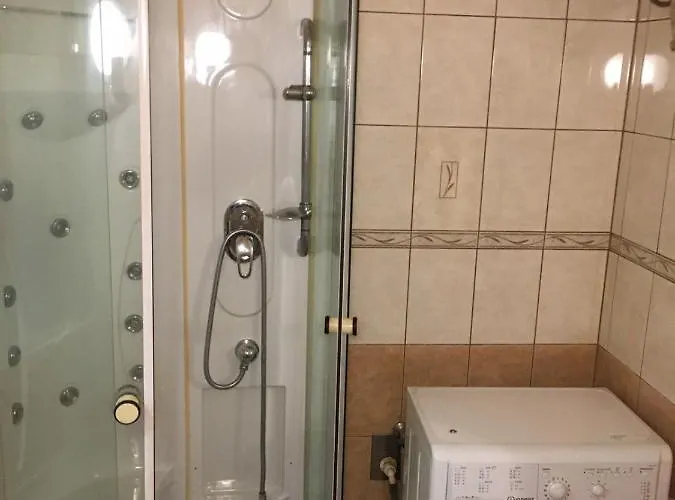 Cozy Flat At Stadionok M Station * Budapesta