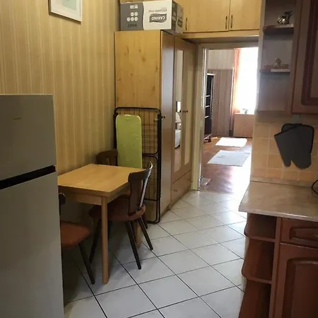 Cozy Flat At Stadionok M Station Appartement Budapest
